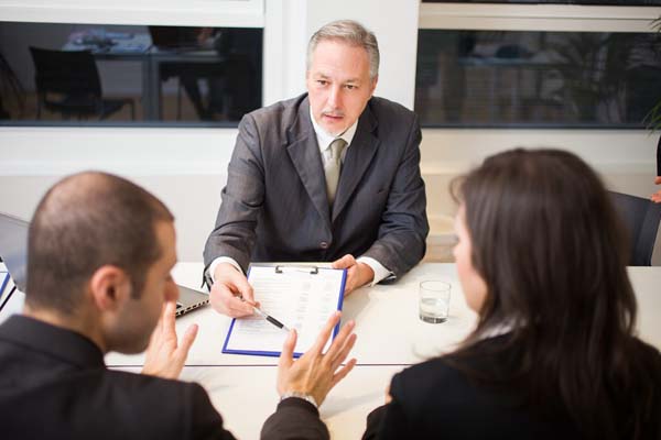 A Comprehensive Guide To Hiring The Best Divorce Lawyer In Delhi